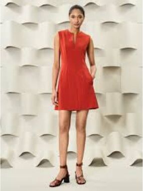 Luxely Poppy Dress - Minimalist Chic